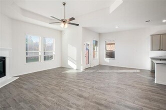 3325 Brady Starr Dr in Aubrey, TX - Building Photo - Building Photo