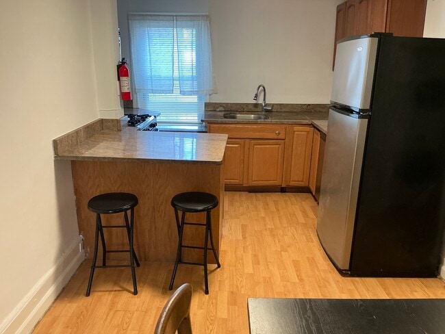 1022 Pine St, Unit #301