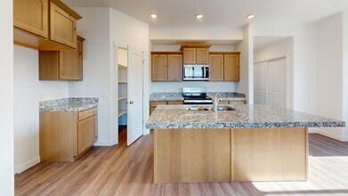 417 N 300 W in Tooele, UT - Building Photo - Building Photo