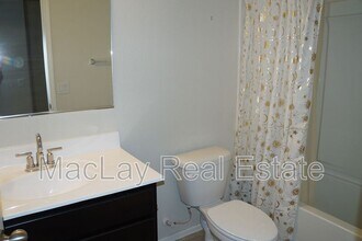 1083 W Chimes Tower Dr in Casa Grande, AZ - Building Photo - Building Photo