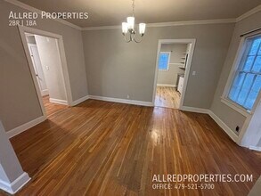 129 Boles St in Fayetteville, AR - Building Photo - Building Photo