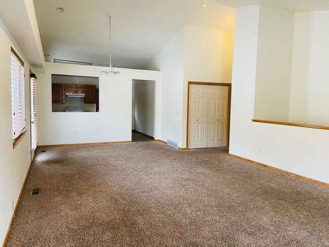property at 437 Radiant Dr