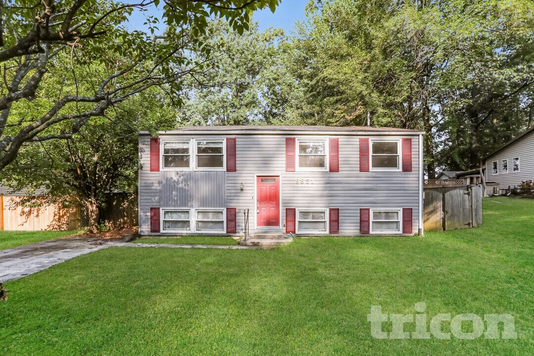 9851 Branchleigh Rd in Randallstown, MD - Building Photo