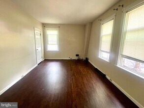 12 Springfield Ave, Unit 2 in Merchantville, NJ - Building Photo - Building Photo