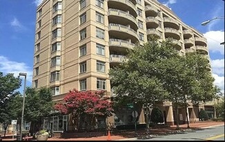 4801 Fairmont Ave, Unit 303 in Bethesda, MD - Building Photo