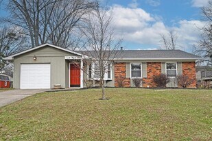 8638 Northport Dr in Cincinnati, OH - Building Photo