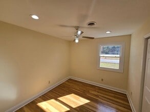 11300 Tar Bay Rd in Hopewell, VA - Building Photo - Building Photo