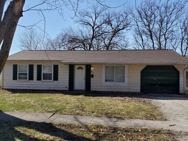 property at 1113 Austin Dr