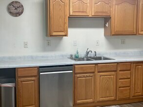 6821 14th Ave, Unit #4 in Kenosha, WI - Building Photo - Building Photo