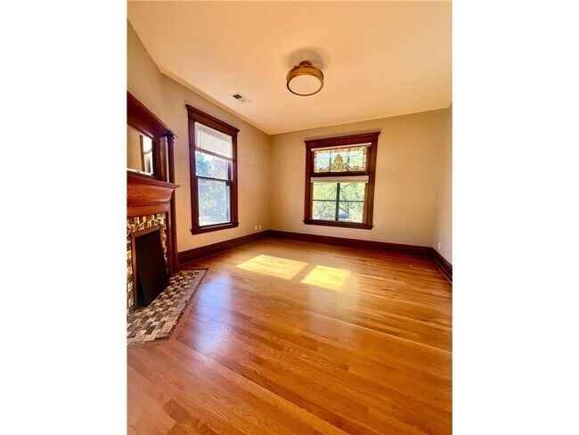 1609 Elliot Ave in Minneapolis, MN - Foto de edificio - Building Photo
