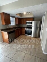 700 Fruit Ave NW in Albuquerque, NM - Building Photo - Building Photo
