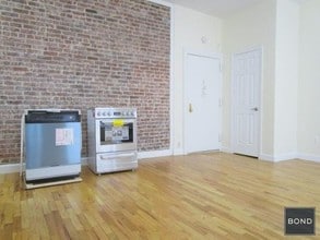48 W 73rd St-Unit -5B in New York, NY - Foto de edificio - Building Photo