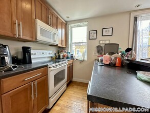 836 Huntington Ave in Boston, MA - Building Photo - Building Photo