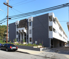 Las Casitas Apartments