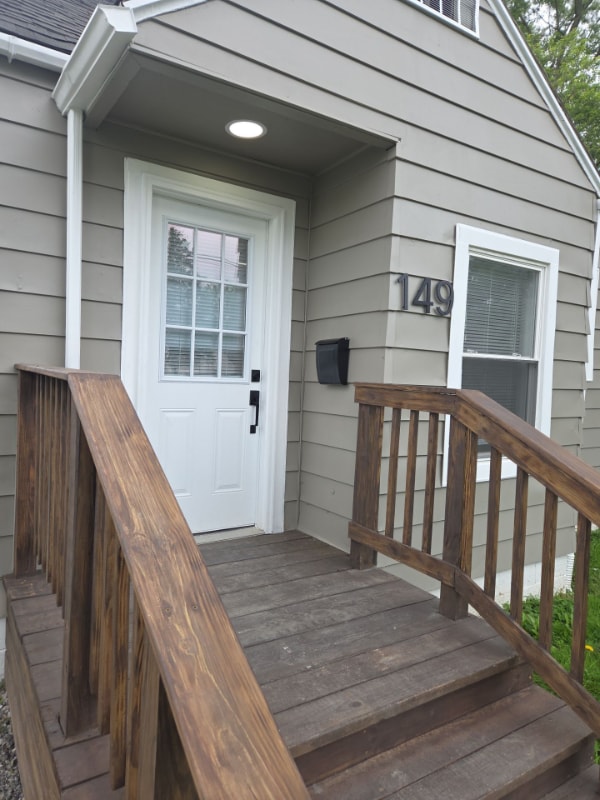 property at 149 W Lane Ave