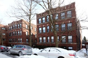 1443-1451 W Balmoral Ave Apartments