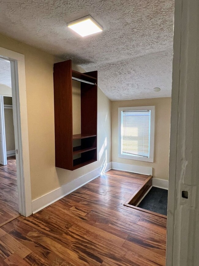 219 E North St in Kalamazoo, MI - Building Photo - Building Photo