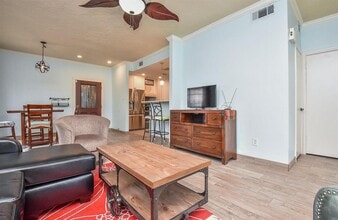 800 Country Pl Dr in Houston, TX - Building Photo - Building Photo