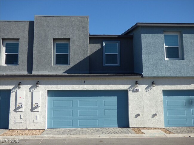 9428 Emerald Mesa St