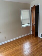 13813 Wainstead Ave in Cleveland, OH - Building Photo - Building Photo