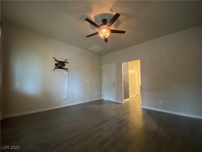 property at 9075 Tiffany Oaks Ave