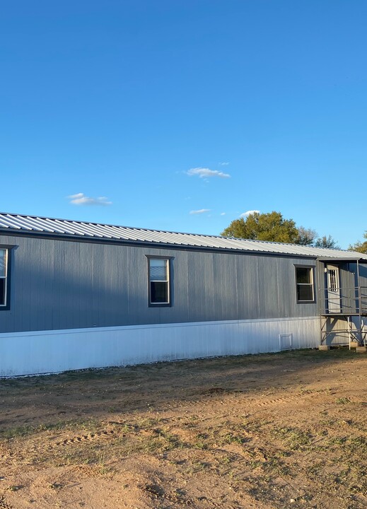 340 Live Oak Rd in Early, TX - Building Photo