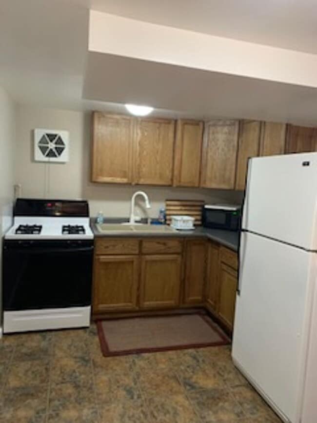 property at 1209 17th St W