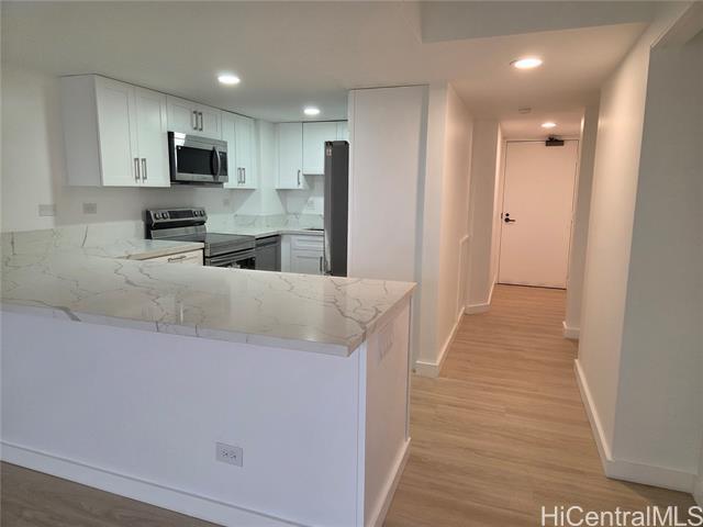 property at 512 Iolani Ave