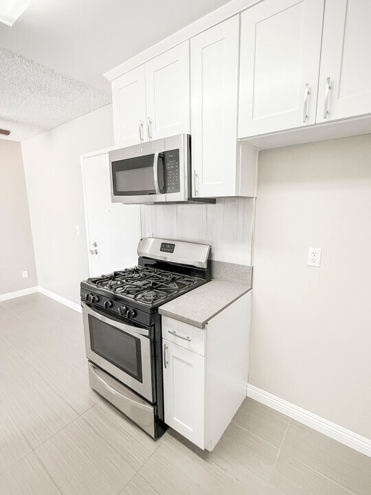 Pacific Rosemead Apartments in San Gabriel, CA - Building Photo