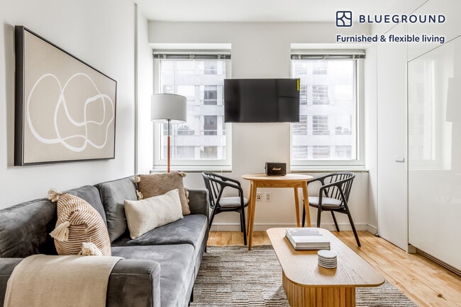 70 W 45th St, Unit FL34-ID1129