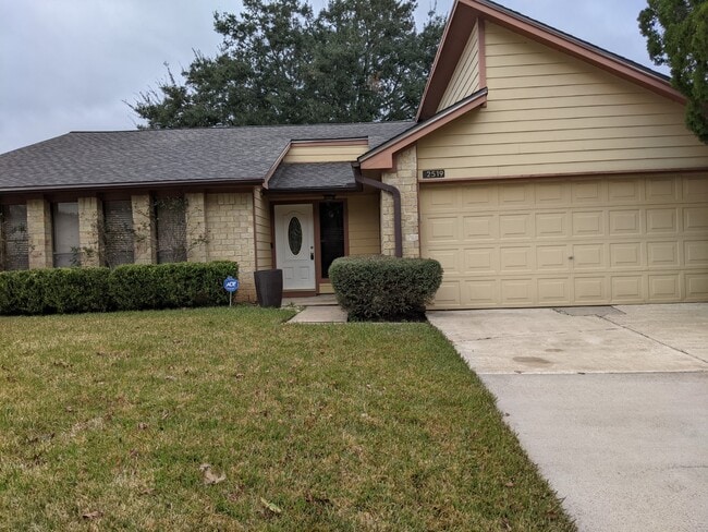 2519 Buffalo Trail in Sugar Land, TX - Building Photo - Building Photo