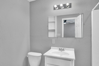 119 Highland Cove in Ridgeland, MS - Building Photo - Building Photo