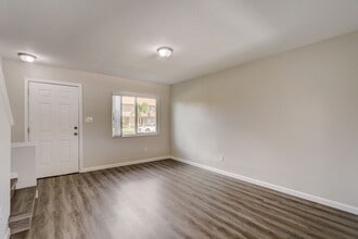 12008 Pepperdine Pl in Orlando, FL - Foto de edificio - Building Photo