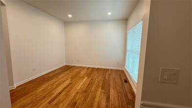 137 Daisy Meadow Trail in Lawrenceville, GA - Building Photo - Building Photo