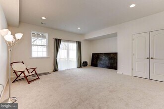 12805 Longford Glen Dr in Germantown, MD - Building Photo - Building Photo