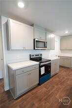 138 Painted Lady Lp in Savannah, GA - Building Photo - Building Photo