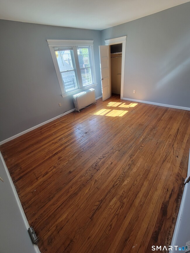 260 Pine St in Waterbury, CT - Building Photo - Building Photo