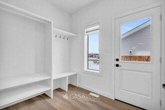 128 Bluff Cove in Leduc, AB - Building Photo - Building Photo