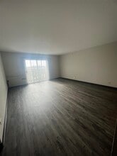 Brookside Knoll in Waukegan, IL - Building Photo - Building Photo