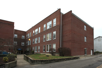 Flaget Apartments-55 and Older Property in Louisville, KY - Building Photo - Building Photo