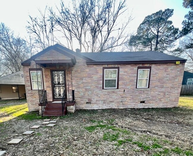 property at 801 Dawn Cove