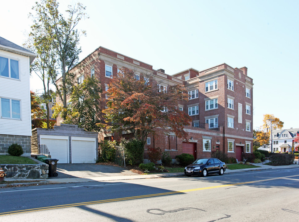 Belmont Street Apartments, 550 in Watertown, MA - Foto de edificio