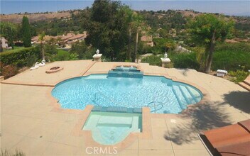 24825 Alexandra Ct in Calabasas, CA - Building Photo - Building Photo