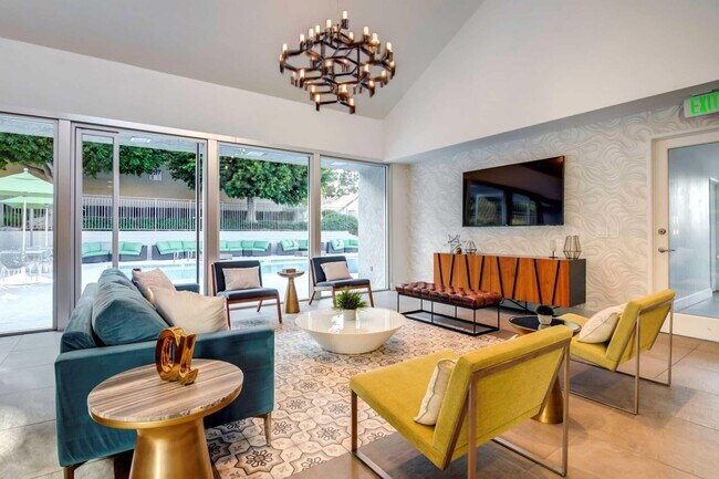 Skyline in Spring Valley, CA - Building Photo - Building Photo