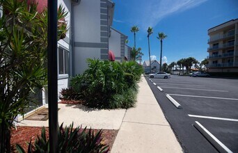 1004 Ocean Park Ln in Cape Canaveral, FL - Building Photo - Building Photo