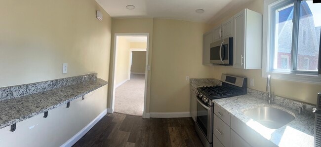 927 Jancey St in Pittsburgh, PA - Building Photo - Building Photo