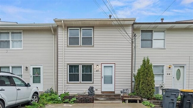 property at 40 Meanor St