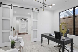 4806 Manett St in Dallas, TX - Building Photo - Building Photo