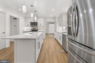 5235 Chalk Point Rd in West River, MD - Building Photo - Building Photo