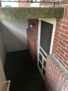 property at 512 Washington St